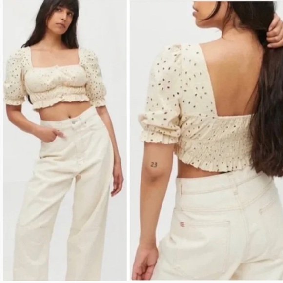 Urban Outfitters Eyelet Lace Cropped Button Down Top - Picture 2 of 11